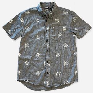 Star Wars Darth Vader Gray Button Down‎ Shirt
Men's Short Sleeve Size Small